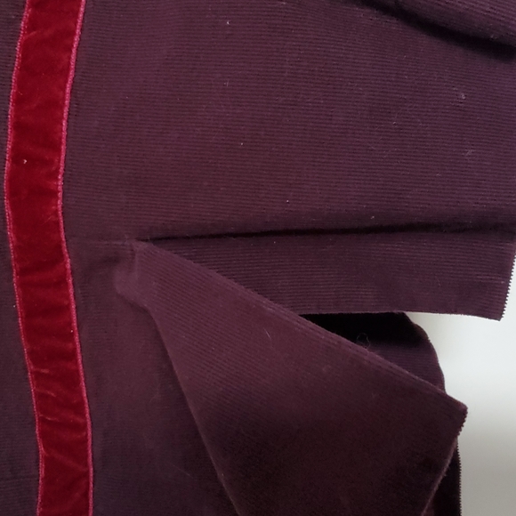 Burgundy velvet ribbon lined blazer - Picture 6 of 6
